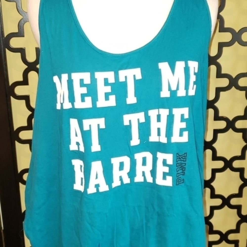 VICTORIA  SECRET  PINK   MEET ME‎ AT BARRE  TANK Size Large